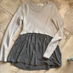 My Land Boutique Sweater Small